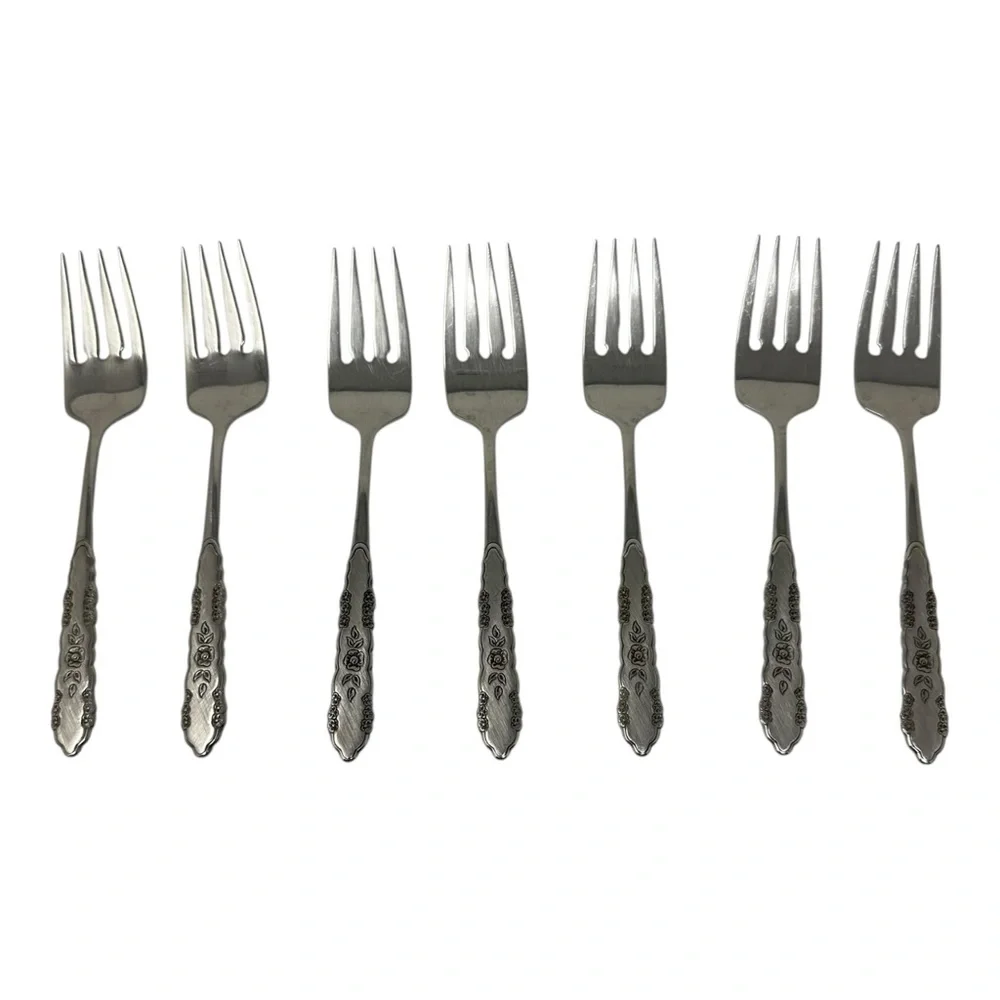 Oneida FIRST ROSE JILLIAN Stainless Flatware Silverware 7 Salad Forks